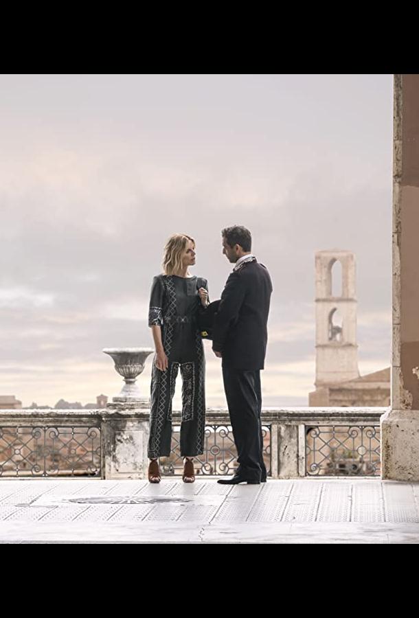 Синьора Вольпе (2022) онлайн бесплатно